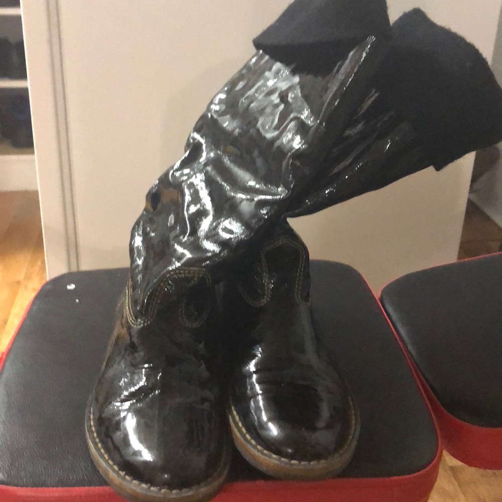 Women boots shiny black 39